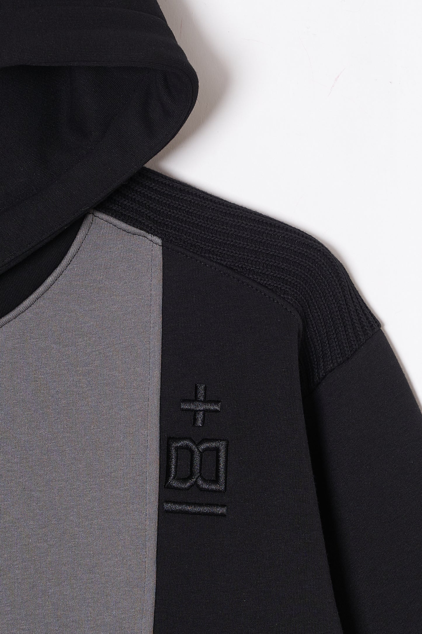 Icon Pullover Hoodie (Black)