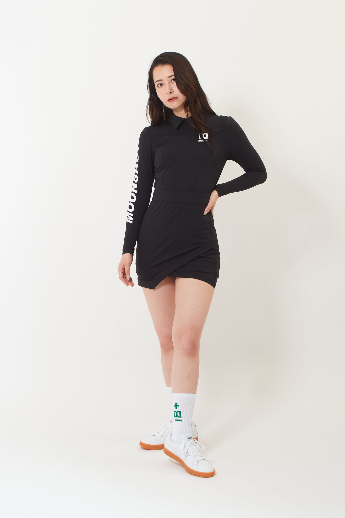 Long Sleeve Fit-Line Dress (Black)