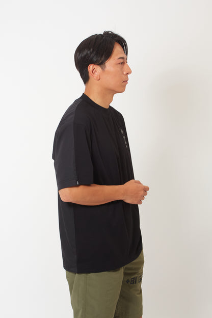 Mock Neck Dry T-shirt  (Space Black)