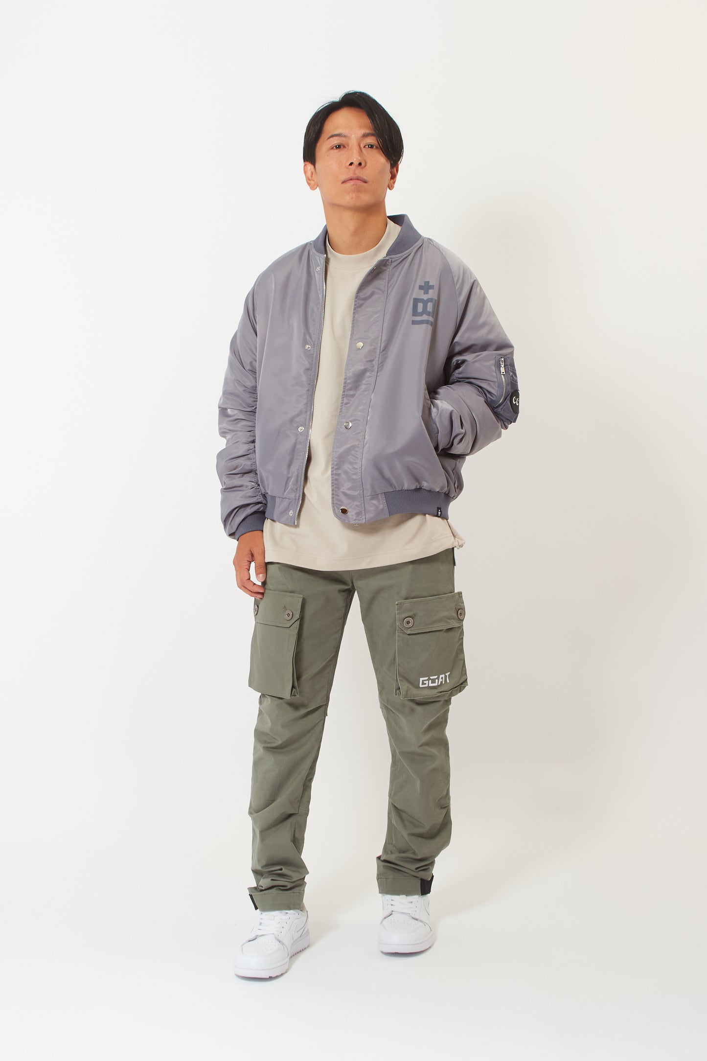 Icon Stadium Jumper (Silver Gray)